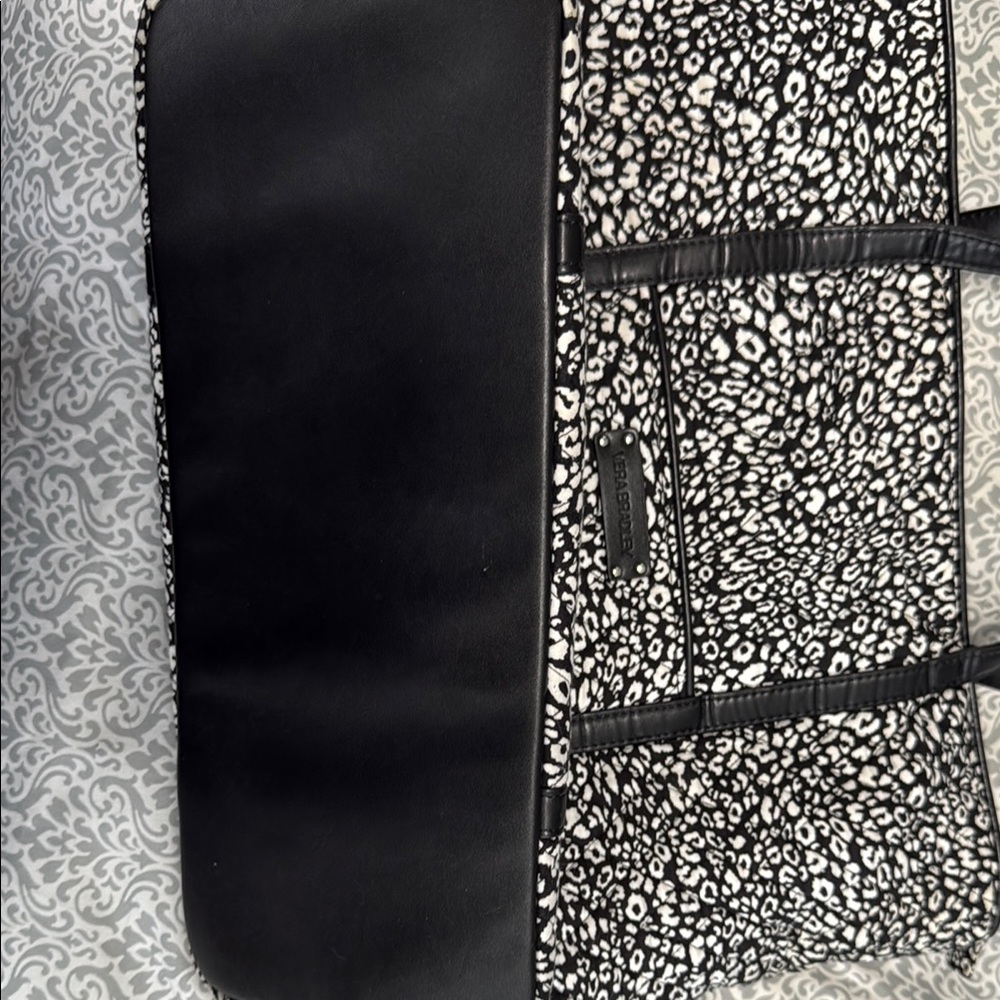Vera Bradley Black and White Tote with leopard pattern - Picture 2 of 6